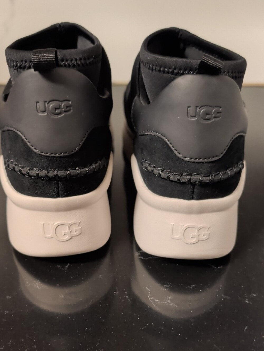 UGG "Neutra" Black Neoprene Sneakers Women's Size 8 Used Exc - Picture 8 of 11